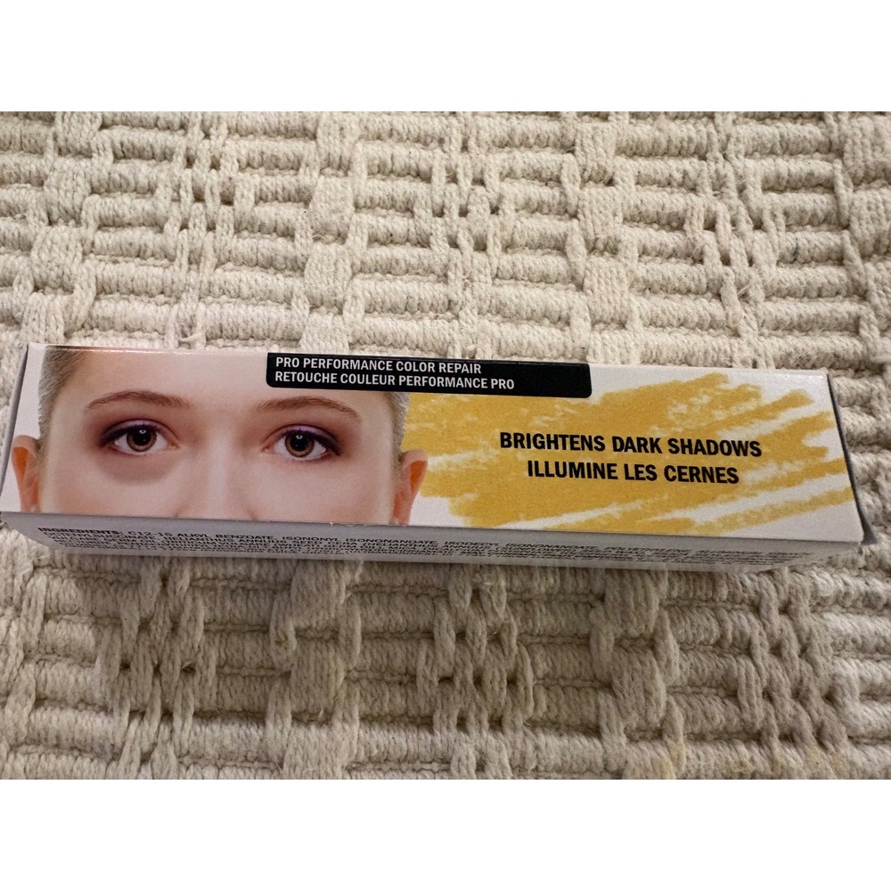 Japonesque Color Correcting Crayon Yellow Pro Performance Color Repair 3.6g NEW